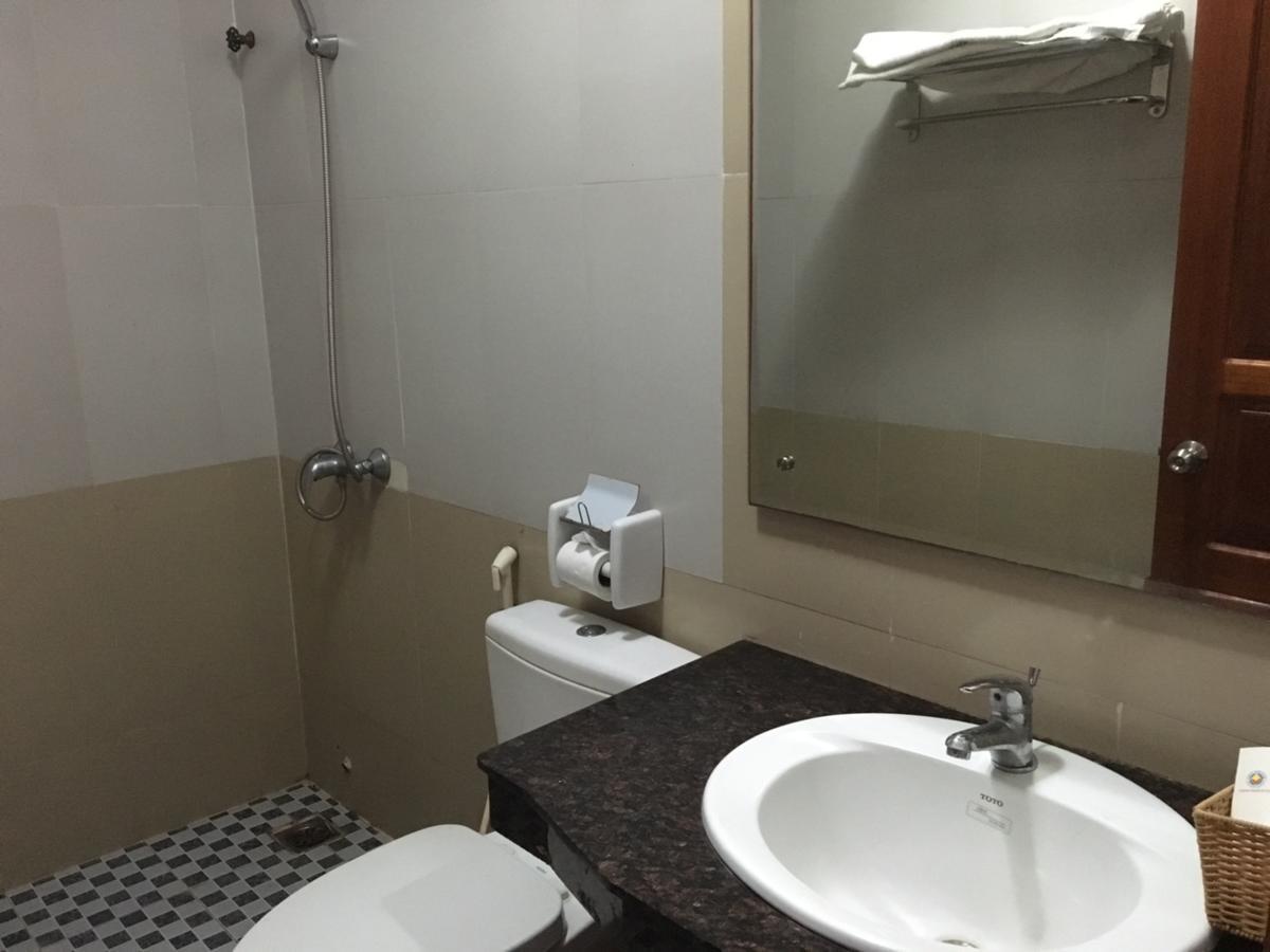 Hotel Vuong Hoan 2 à Vinh Extérieur photo